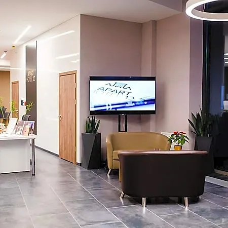 12 Hotel 3*